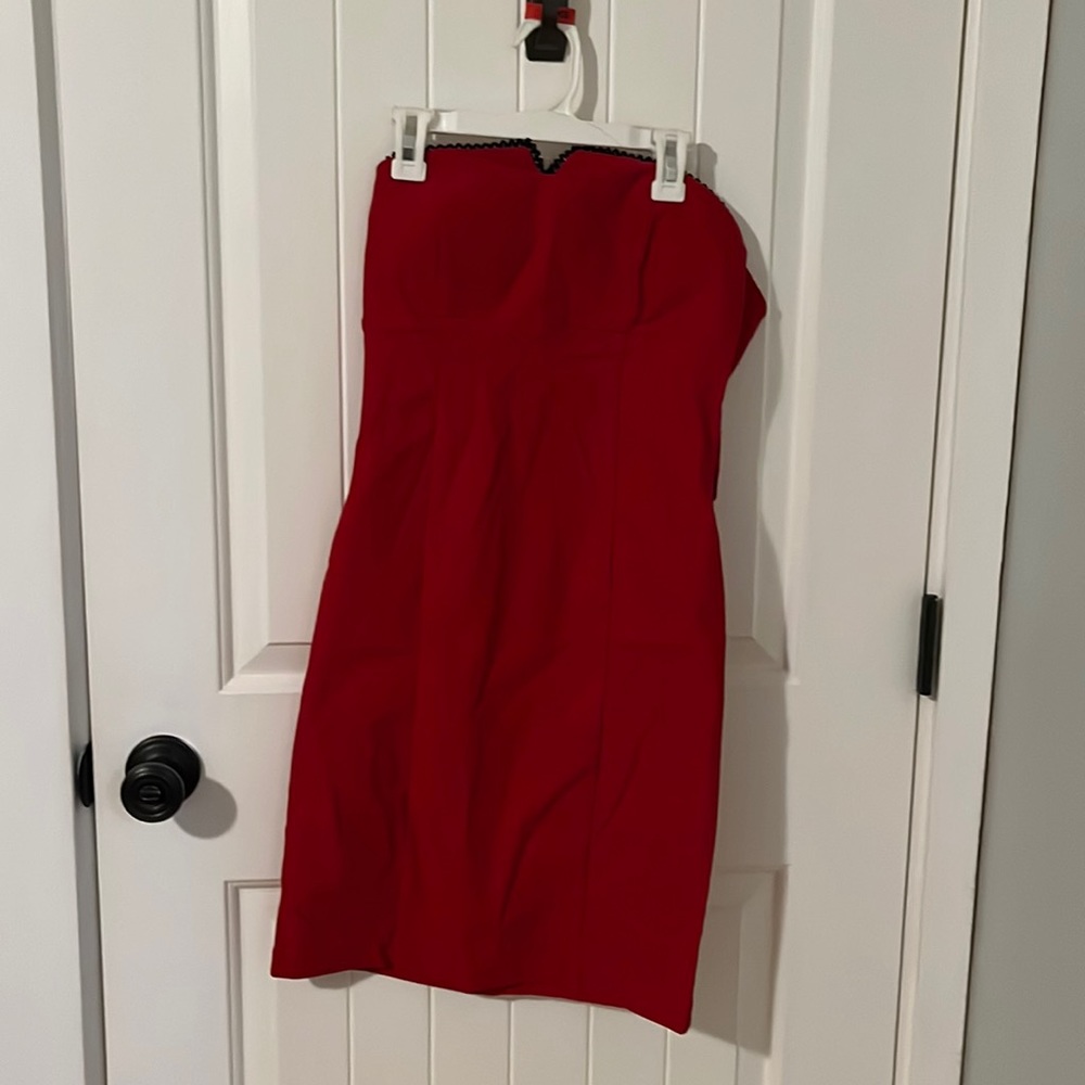 Dark red tube dress with black lace detail